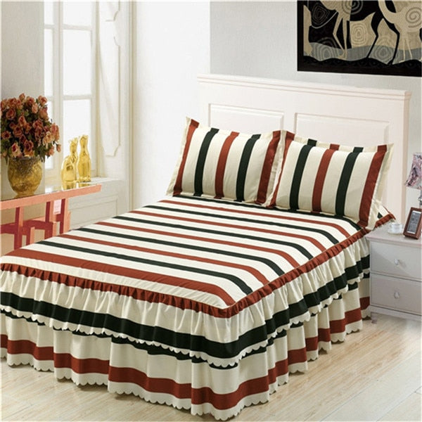 Ruffled Bedspread Set with Pillowcases – Double-Layer Skirt