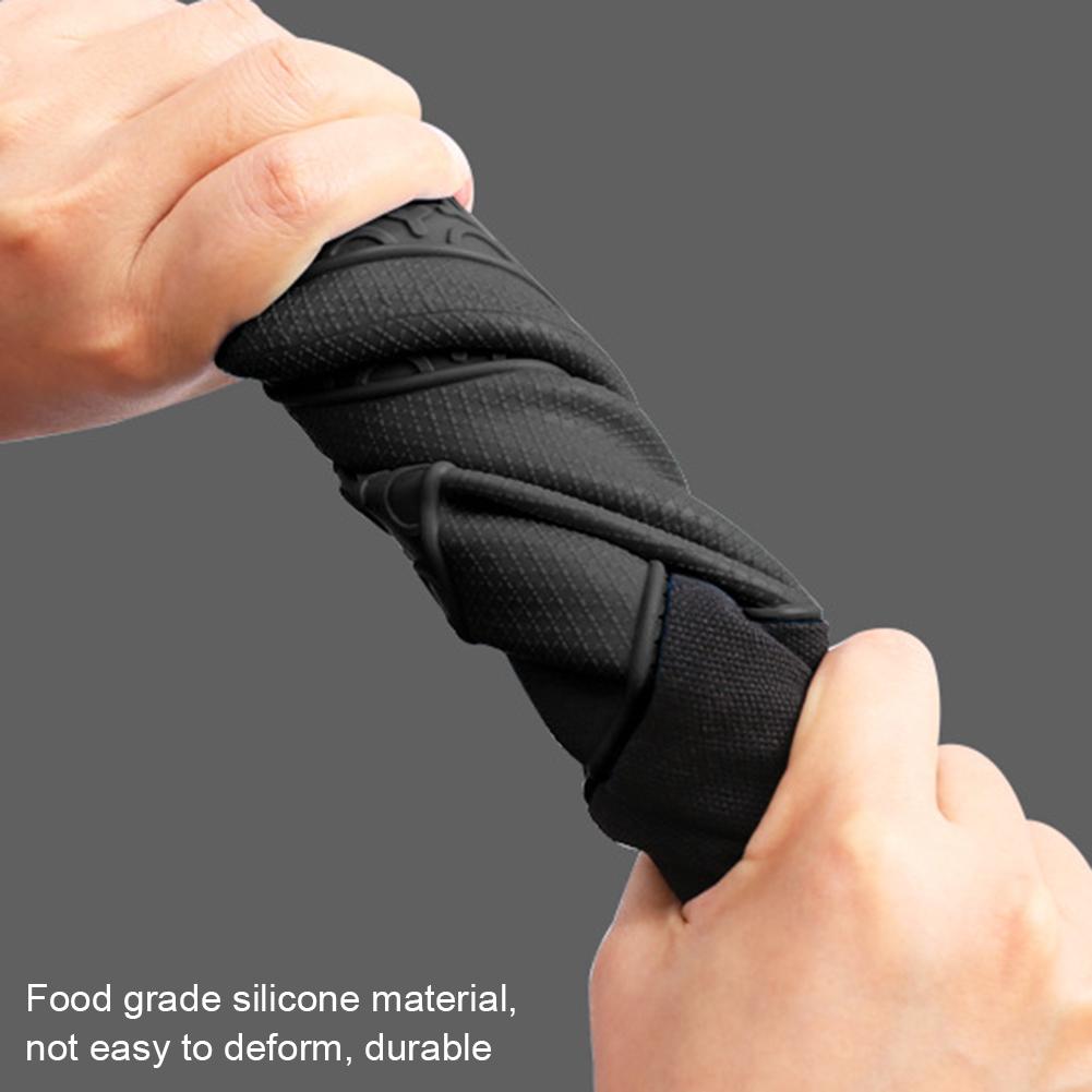 Non-Slip Silicone Heat-Resistant Oven Mitt – image 4