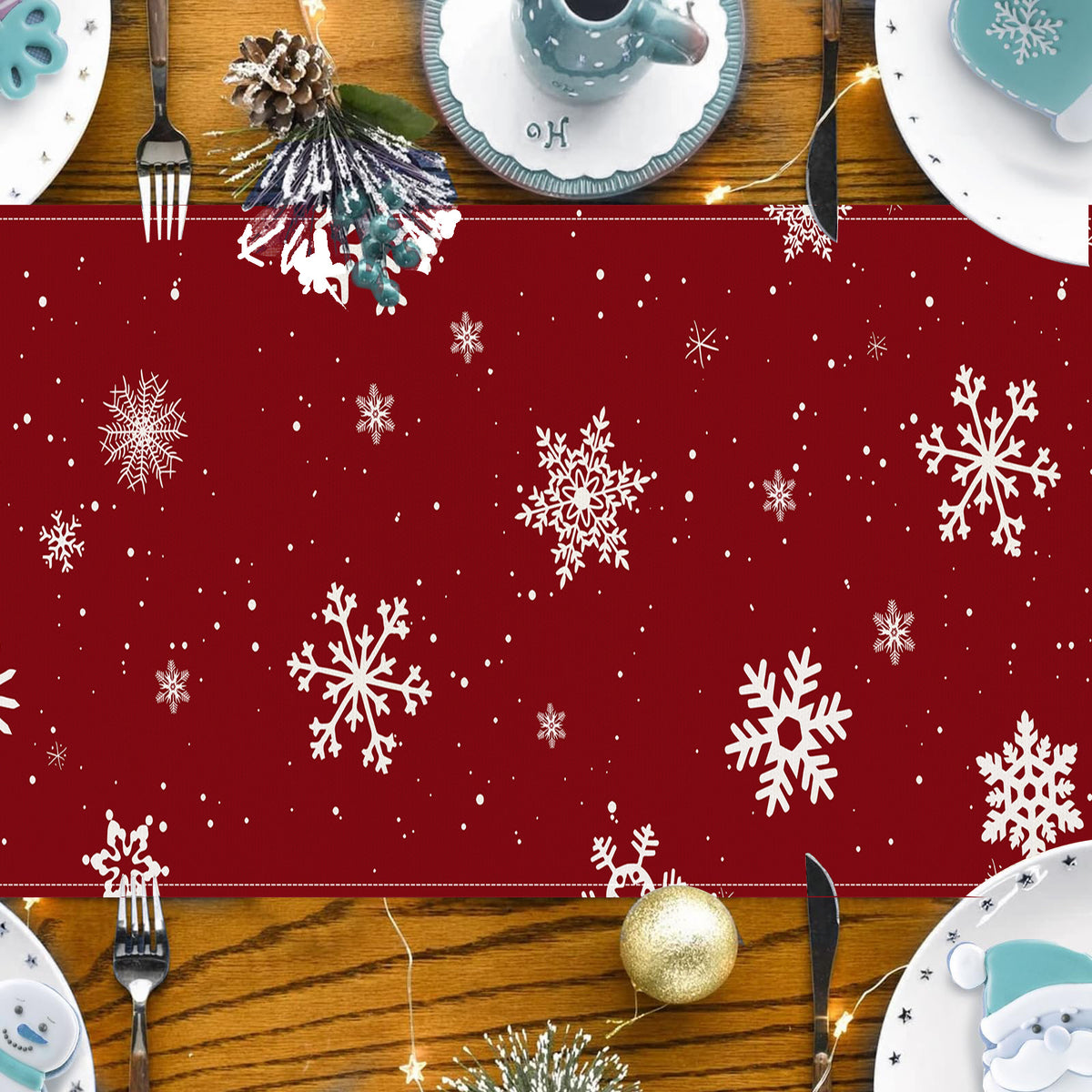 Christmas Tree & Snowflake Table Runner (33 x 183 cm)