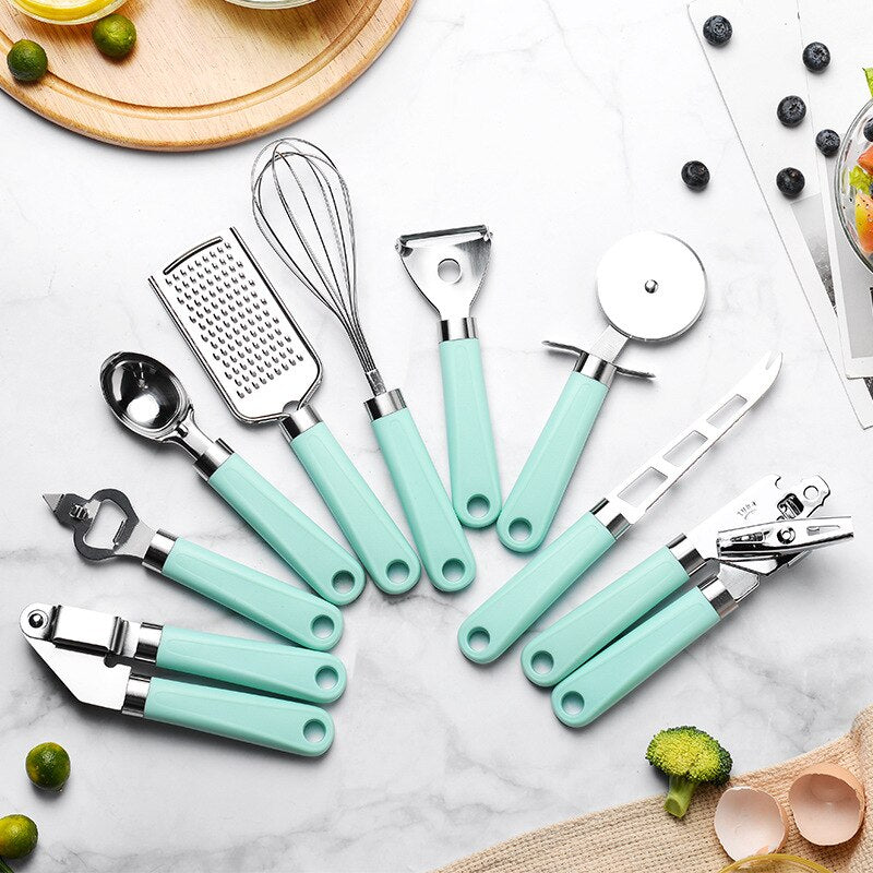9-piece stainless steel kitchen gadget set with mint handles