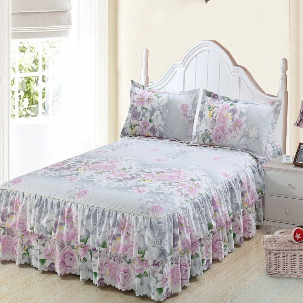 Ruffled Bedspread Set with Pillowcases – Double-Layer Skirt