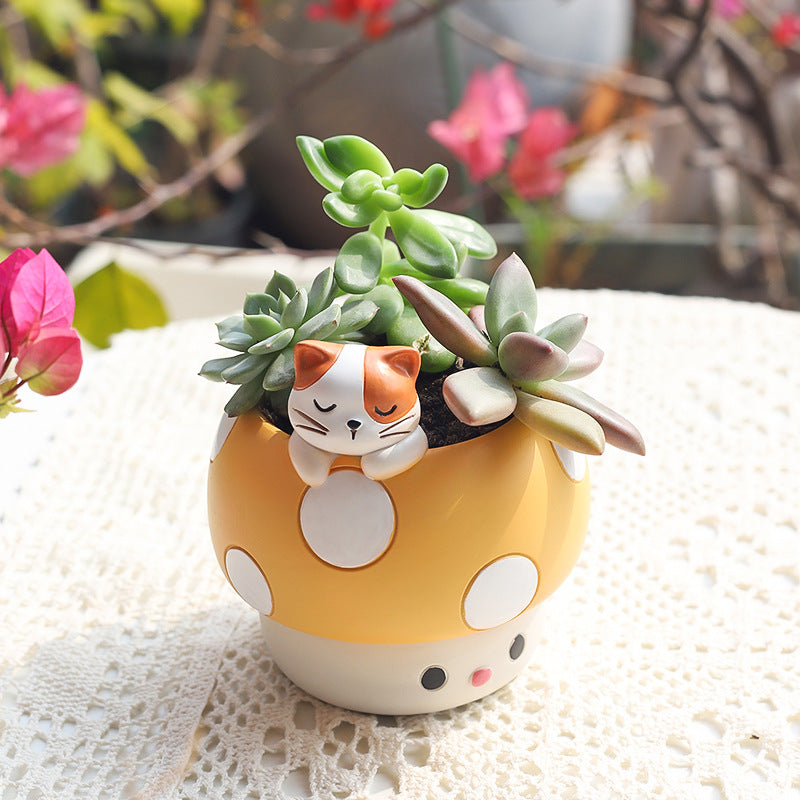 Mushroom Animal Resin Planter – image 3