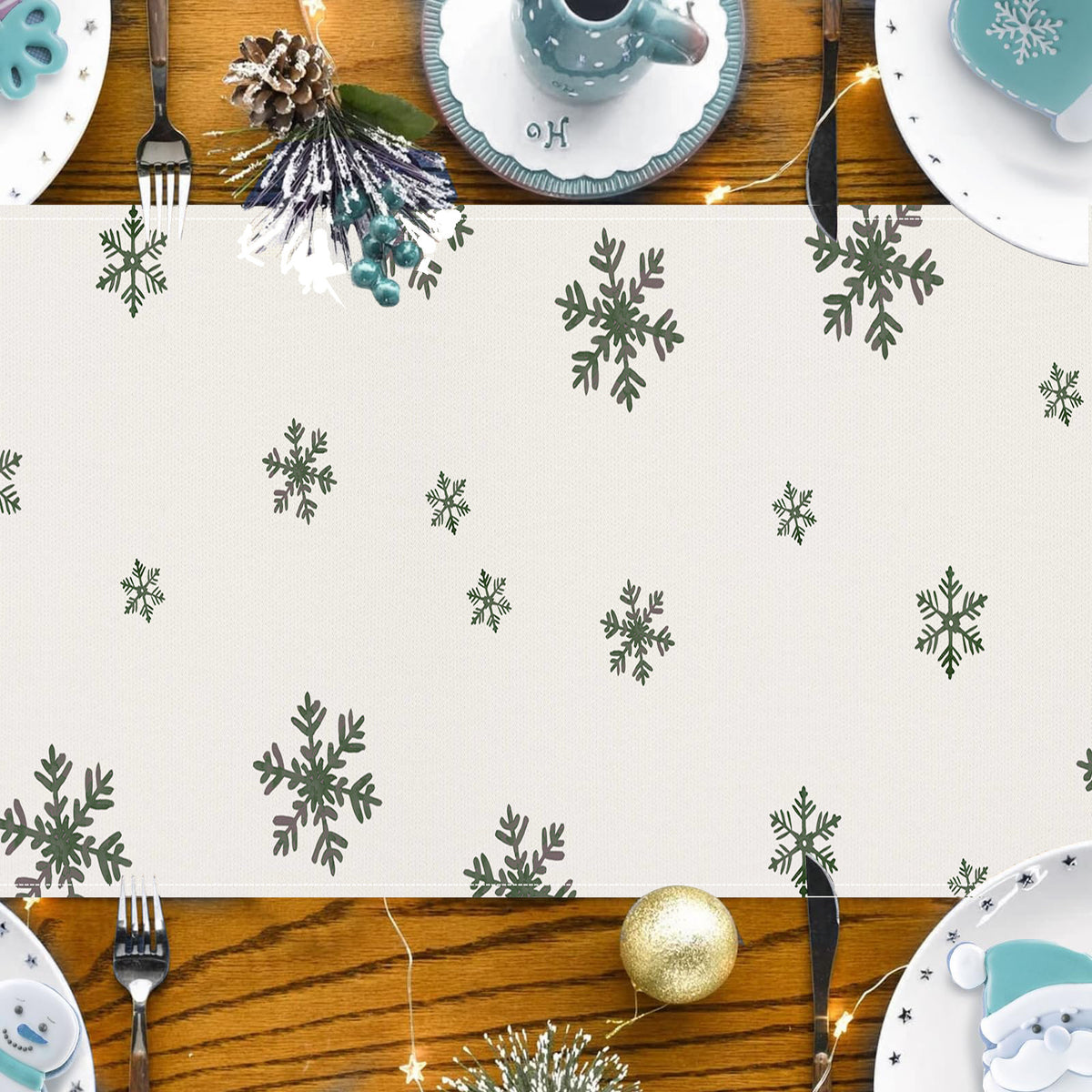 Reindeer & Snowflake Christmas Table Runner (33 x 183 cm)