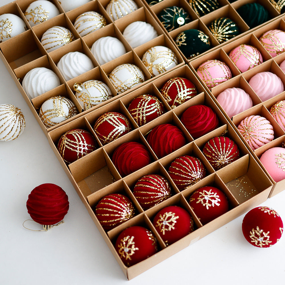 Plush & Painted Christmas Bauble Set – 16 Piece Gift Box