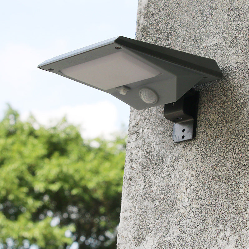 Solar Motion Sensor Wall Light – image 3