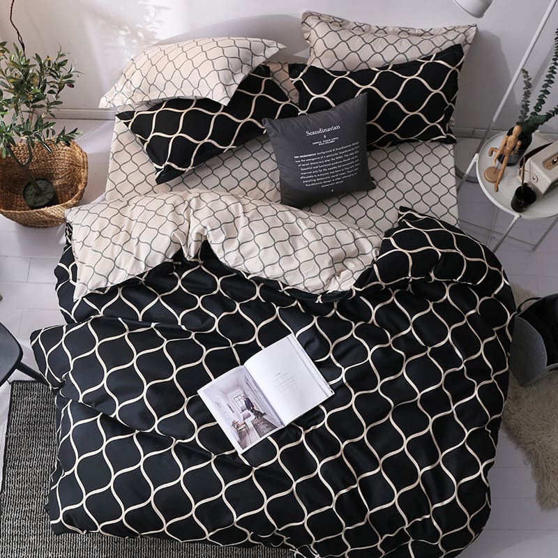 Geometric Trellis Reversible Duvet Cover Set – Black or Grey