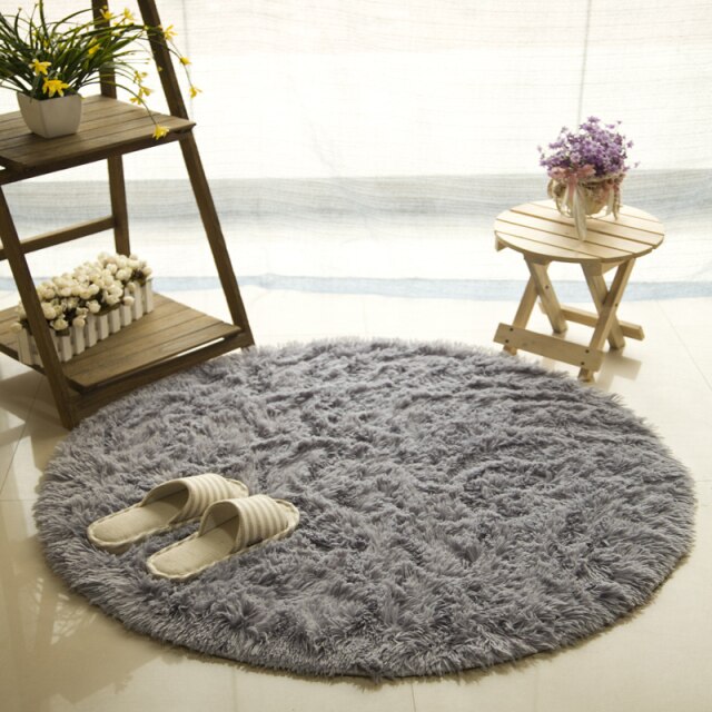 Fluffy Round Faux Fur Rug – Soft Shaggy Area Rug
