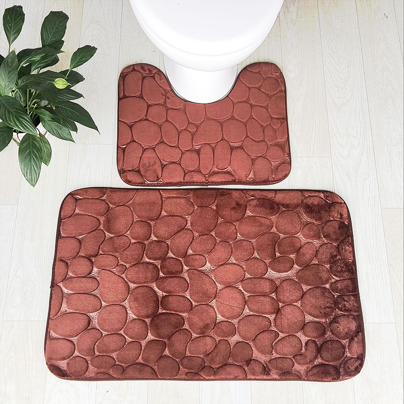 Pebble bath mat and toilet mat set in brown