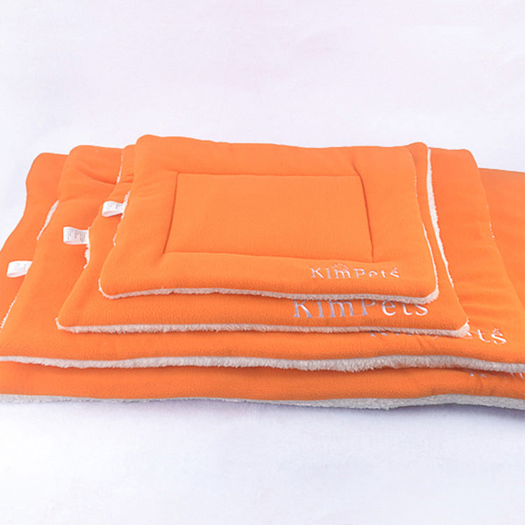 Breathable Padded Pet Bed Mat – image 3