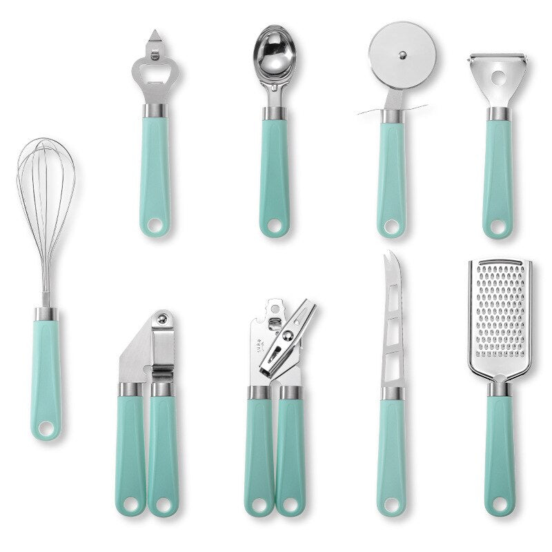 9-piece kitchen gadget set in mint