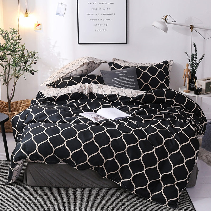 Geometric Trellis Reversible Duvet Cover Set – Black or Grey