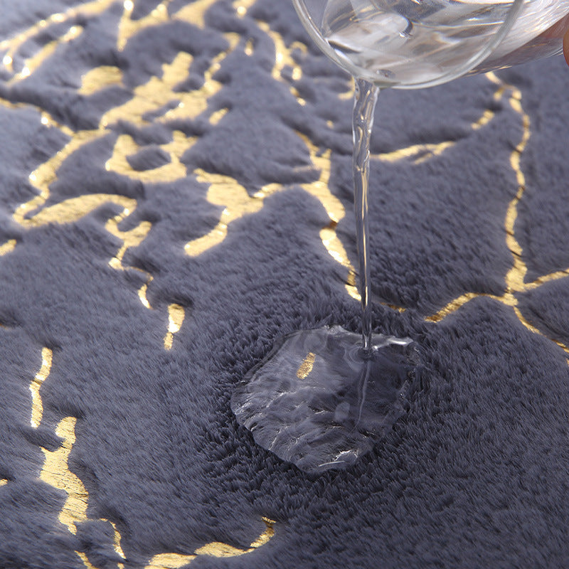 Gold Marble Plush Bath Mat – Soft, Absorbent & Non-Slip