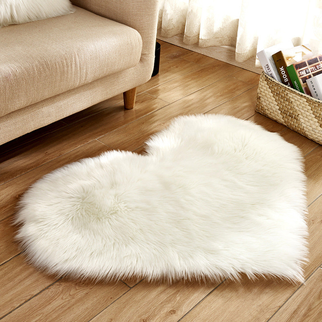 Love Heart Faux Fur Rug – image 4